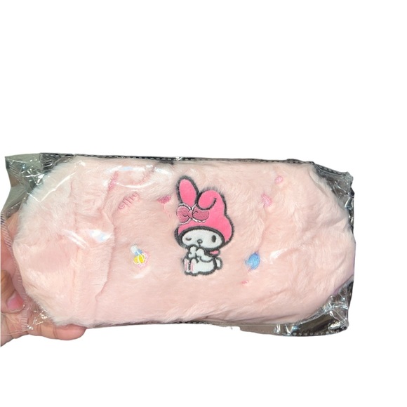‼️SOLD‼️NWT Sanrio Plush Pencil Case - Picture 2 of 8